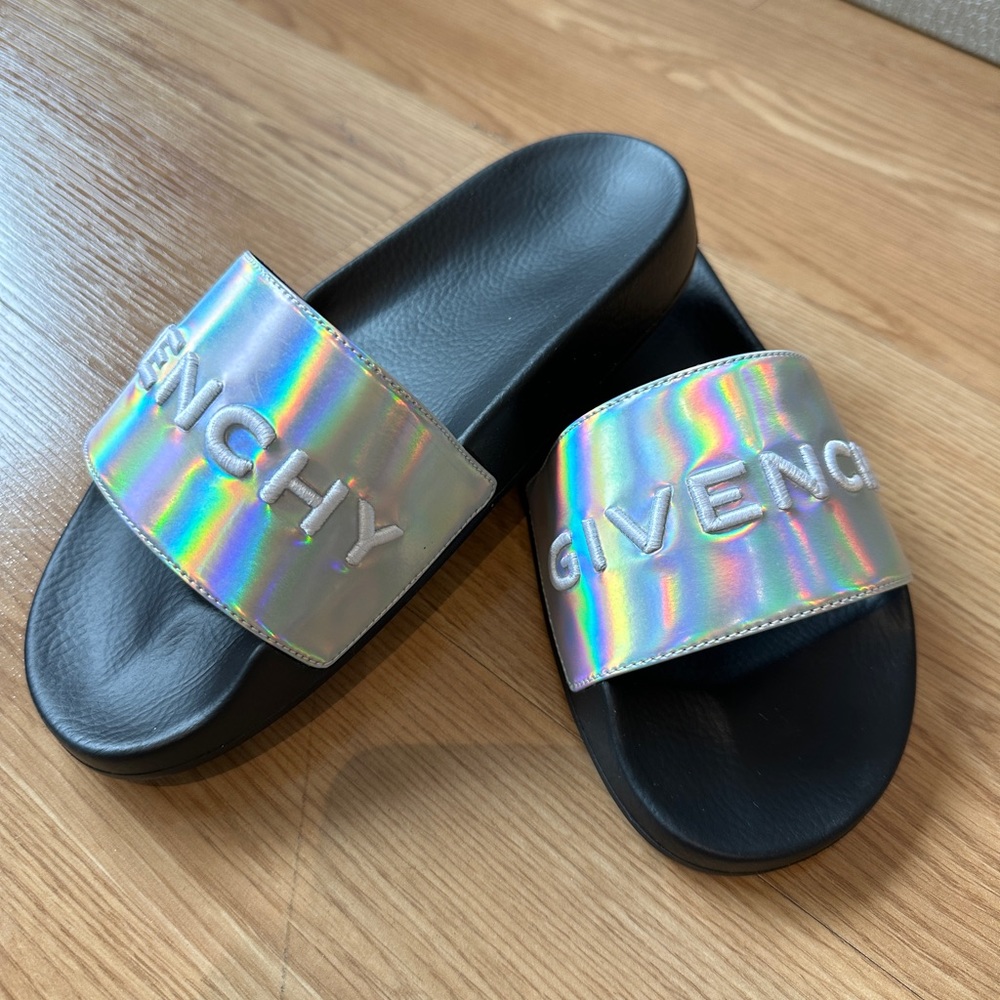 Brand New Givenchy Women’s irridescent slides